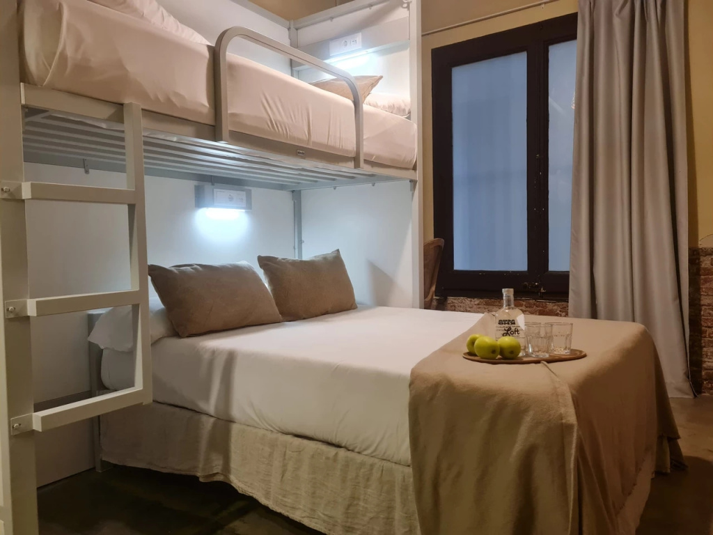 Triple room
