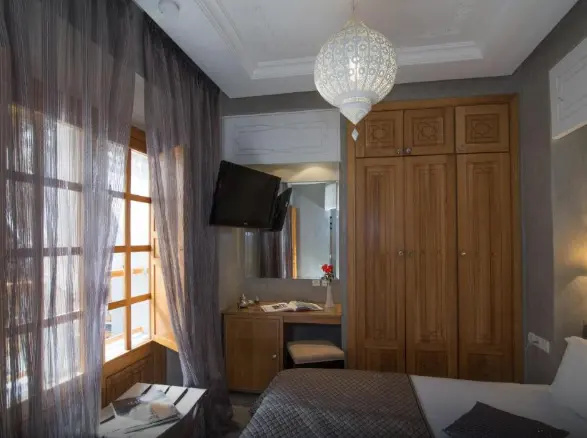 Dana room