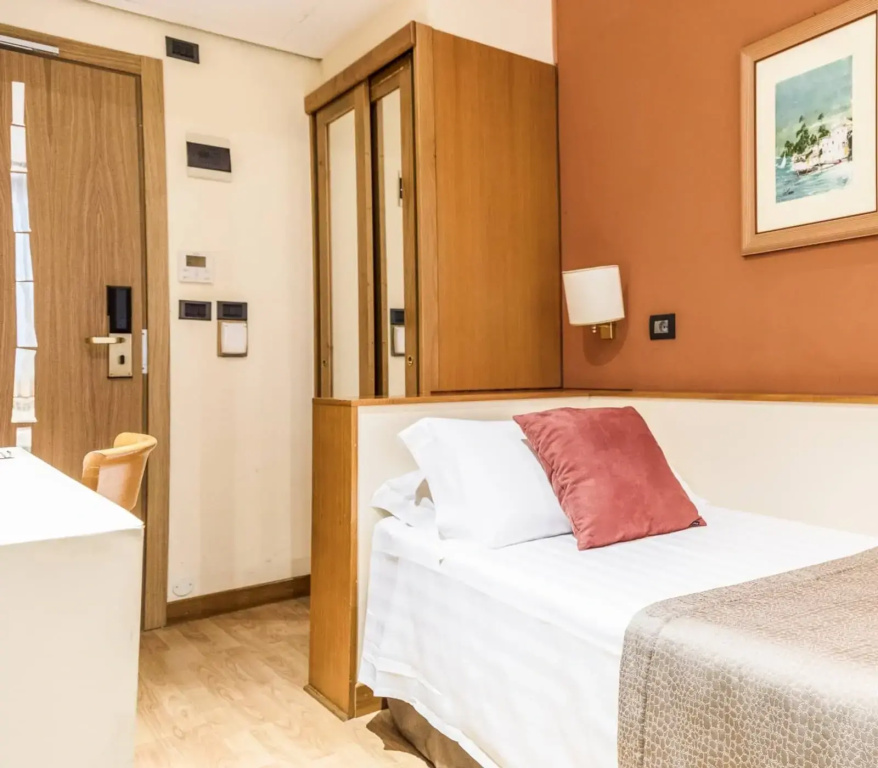 Hotel Giolli Nazionale - Chambres