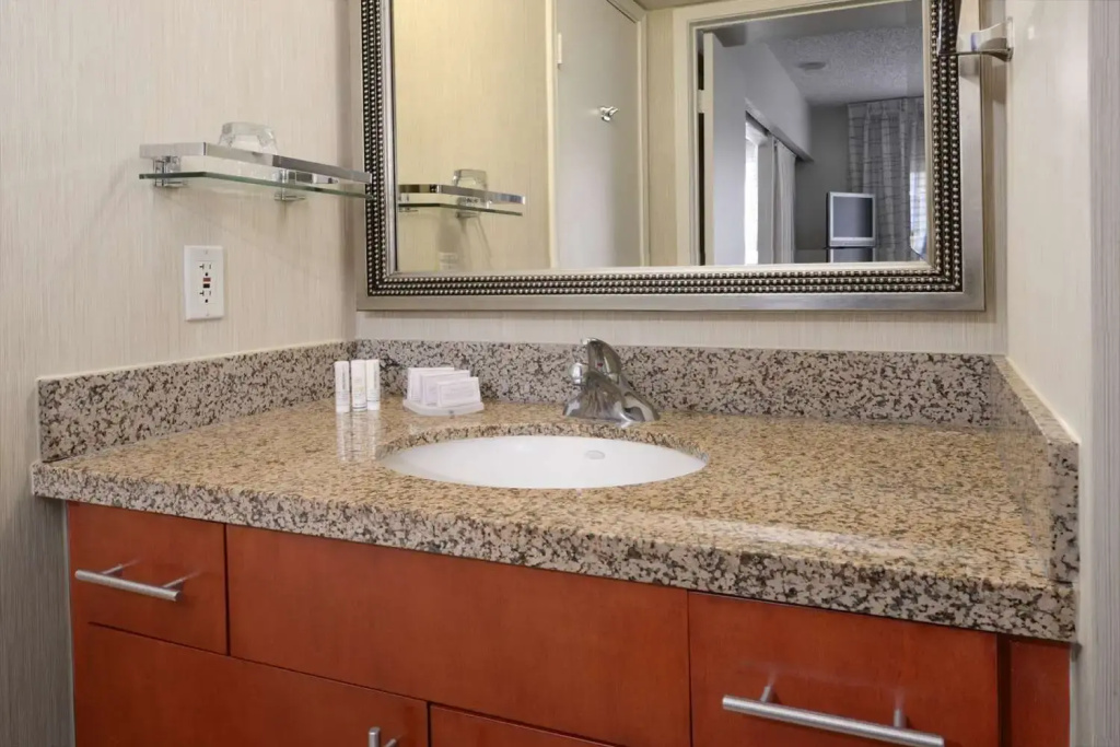 Hawthorn Suites by Wyndham Dallas Park Central - Chambres