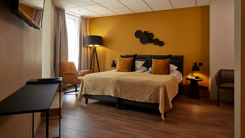 Hotel Fron - Chambres