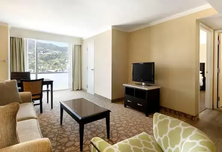 Embassy Suites Los Angeles - Glendale - Chambres
