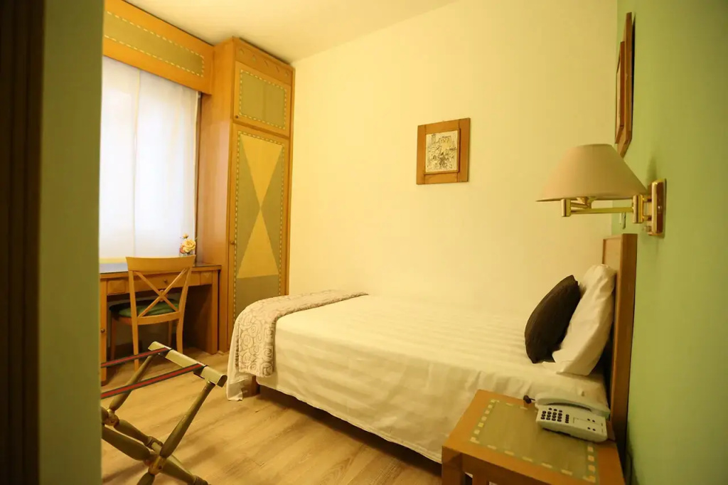 Hotel Touring Pisa - Chambres