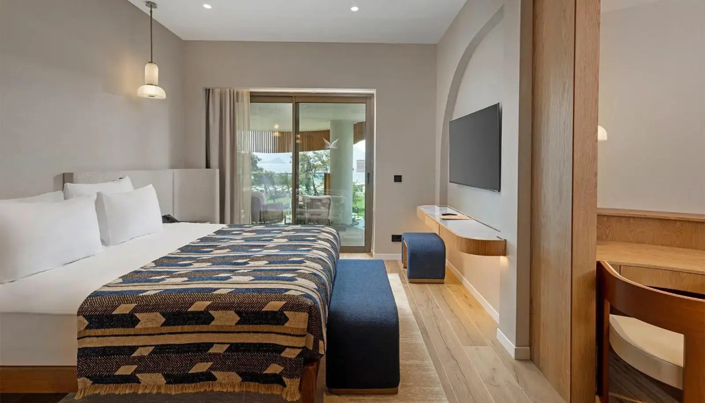 Corner Suite