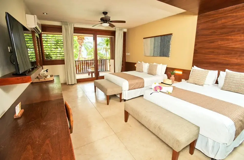 Quadruple Junior Suite Beach Front