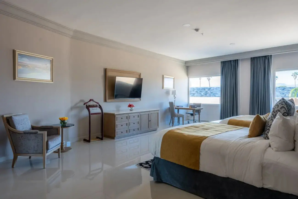 Governor Double Suite (full double bed)
