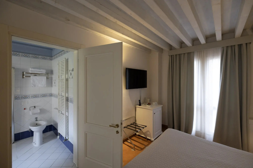 Princess Art Hotel - Chambres