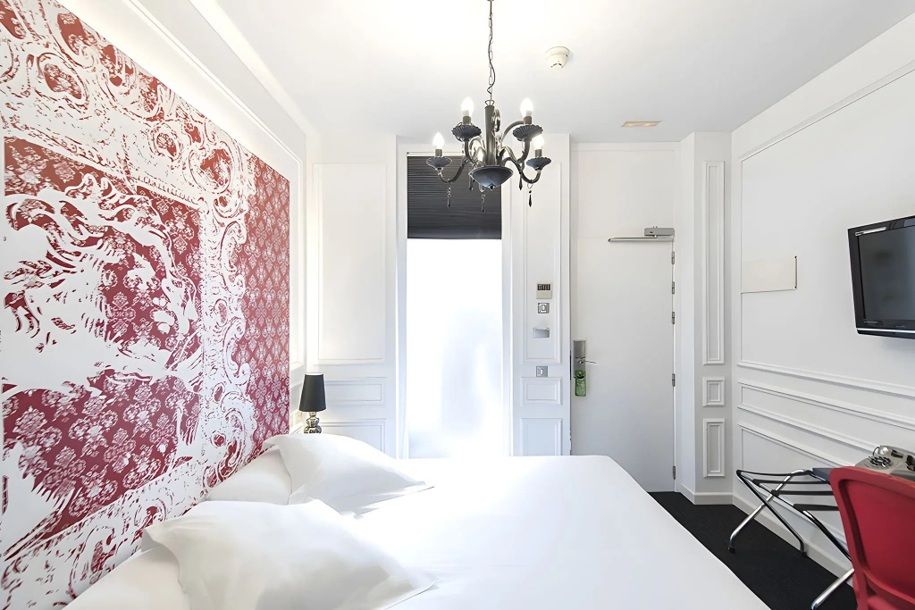 Double room with balcony (twin beds)