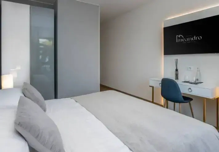 Panorama Double room (full double bed)