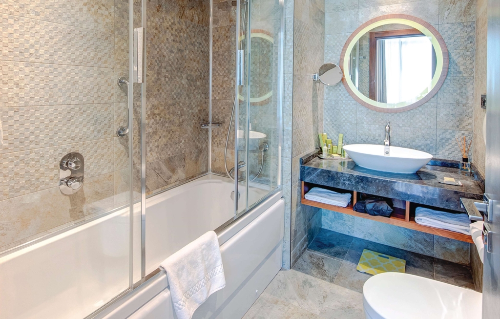 Двухместный люкс c 1 комнатой двуспальная кровать в DoubleTree by Hilton Hotel Istanbul - Piyalepasa