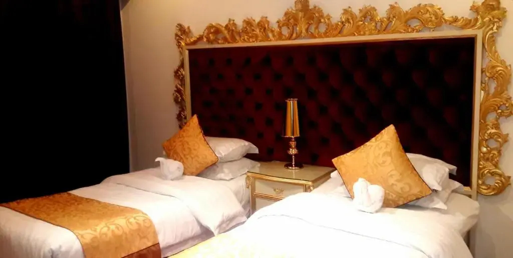 Quadruple Junior Suite