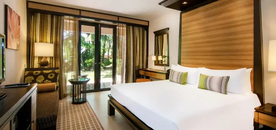 Tropical Deluxe Poolside Double room (full double bed)