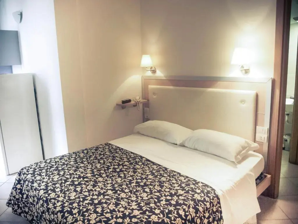 Double Studio Flat (full double bed)