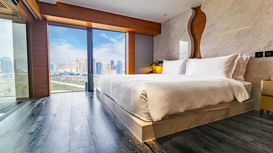 Marilyn Double Suite (full double bed)