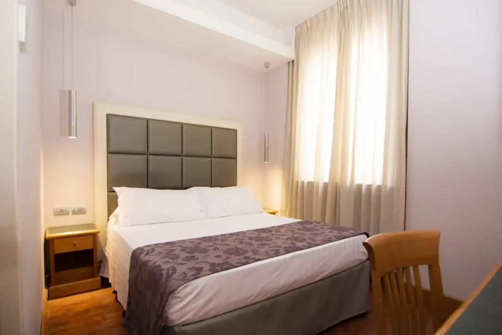 Hotel Giolli Nazionale - Chambres