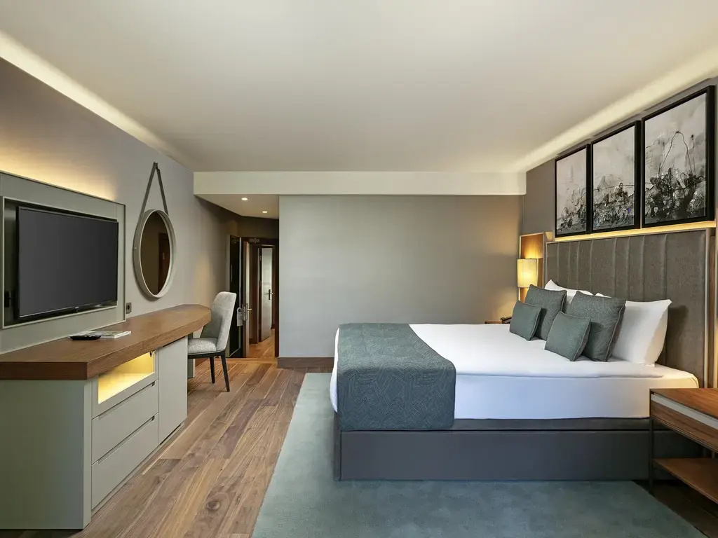 Marine Double room Land View (twin beds)