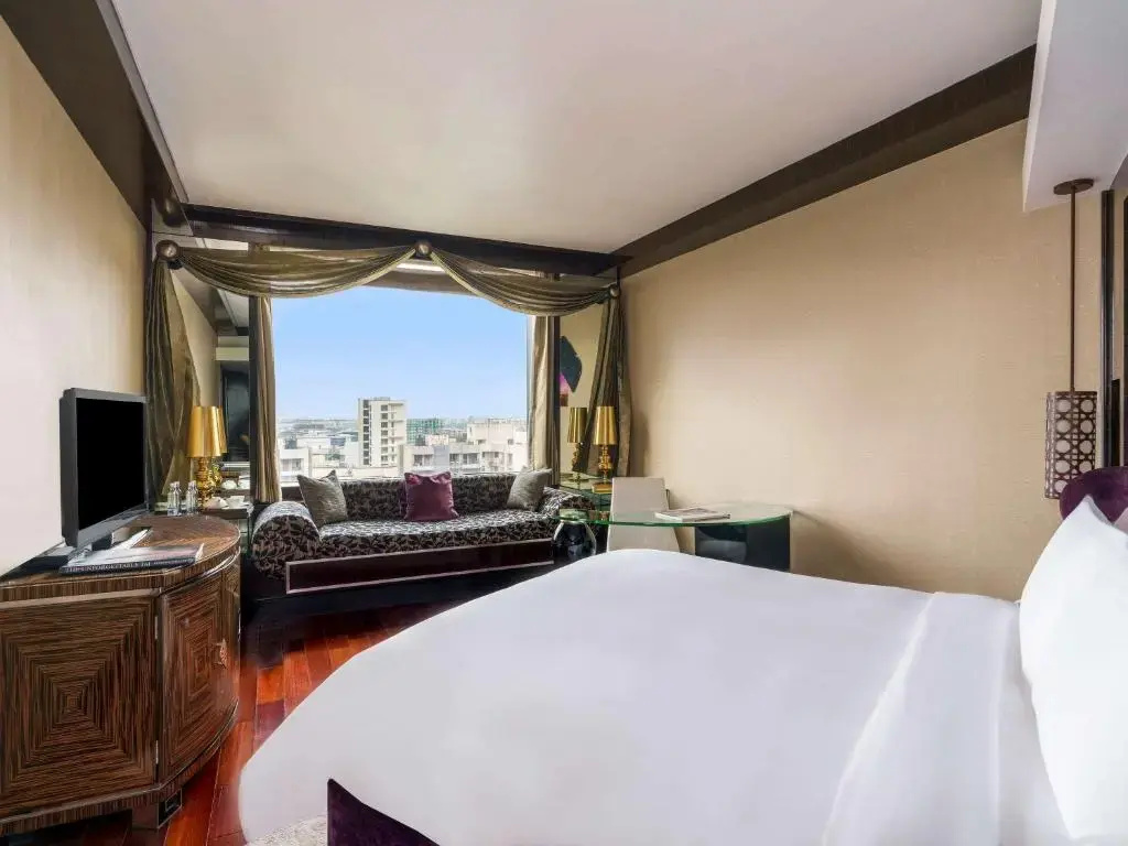 Club Millesime Double room (full double bed) (king size bed)