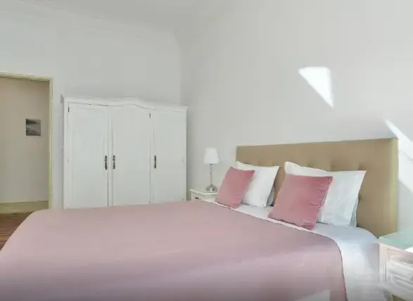 Double room (full double bed)