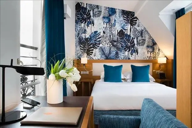 Signature Double room (full double bed)