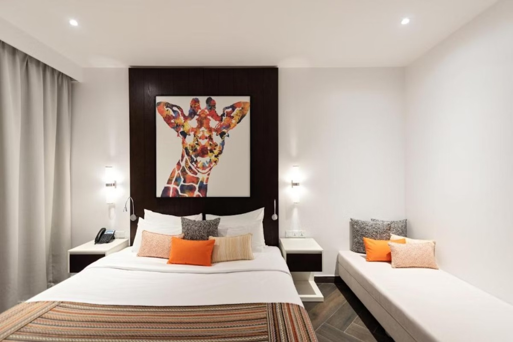 Deluxe Double Chalet (full double bed)