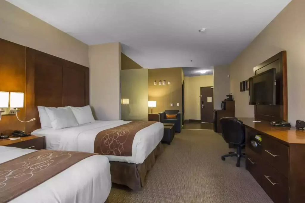 1 Bedroom Quadruple Suite