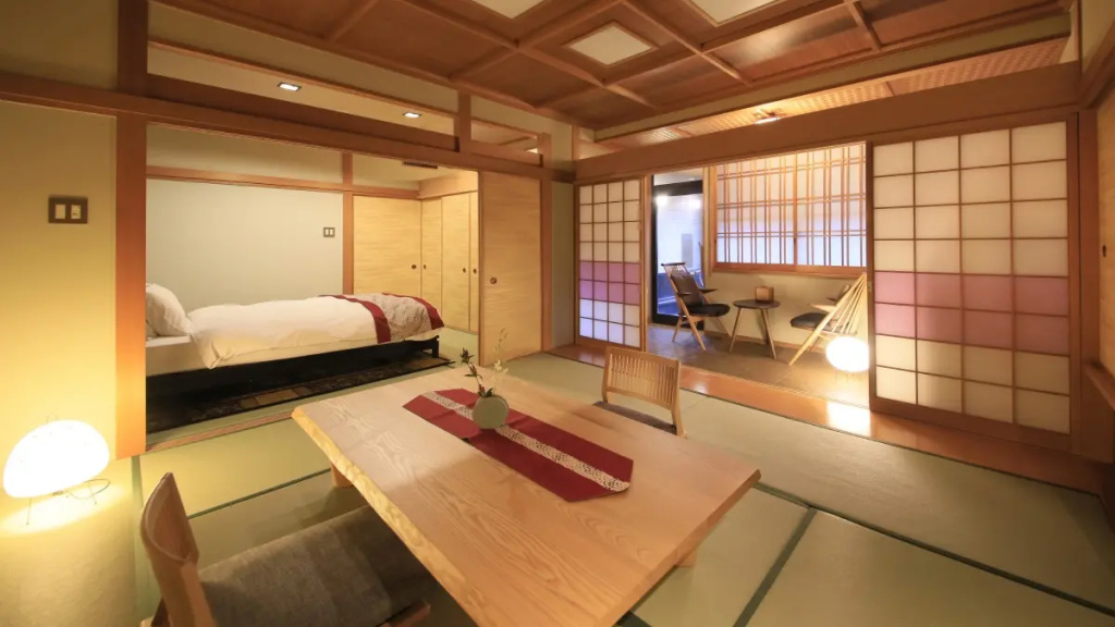 Japanese-Style with Half Open-Air Bath Double room (full double bed)