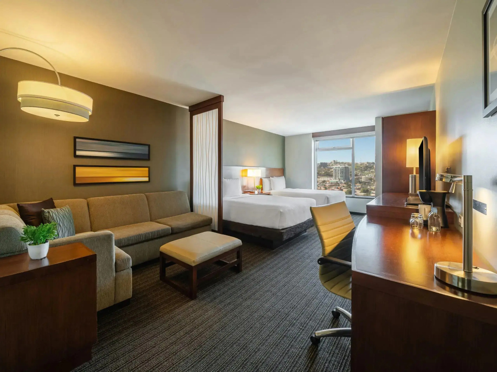 High Floor room