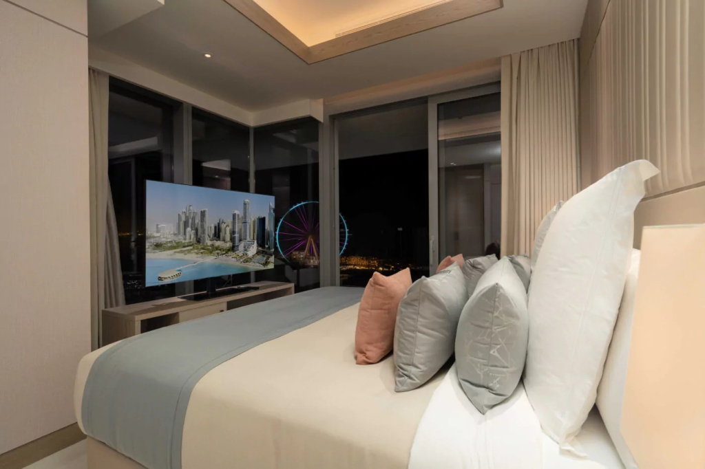 3 BED Skyline w/Pool Suite