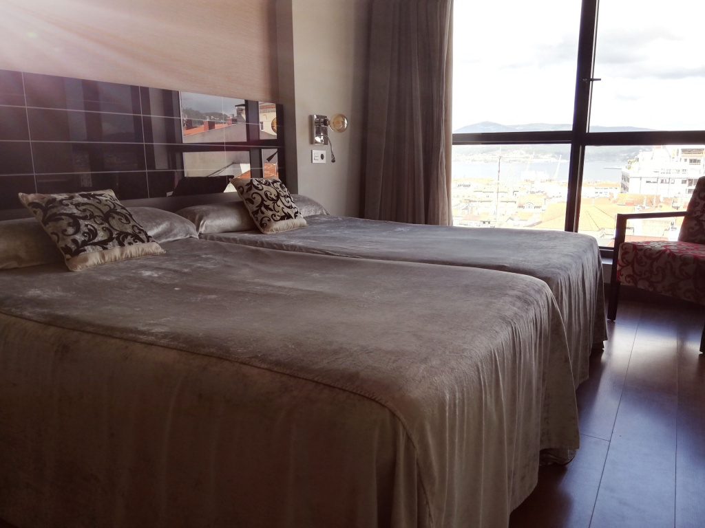 Hotel Silken Axis Vigo - Chambres