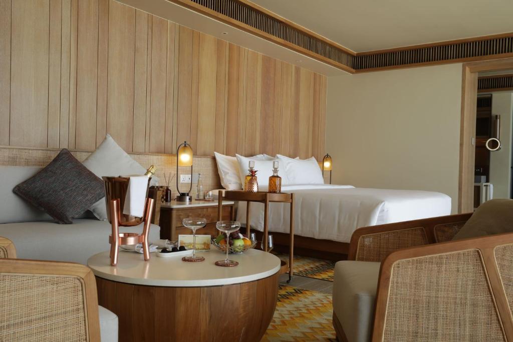 Kuda Villingili Resort Maldives