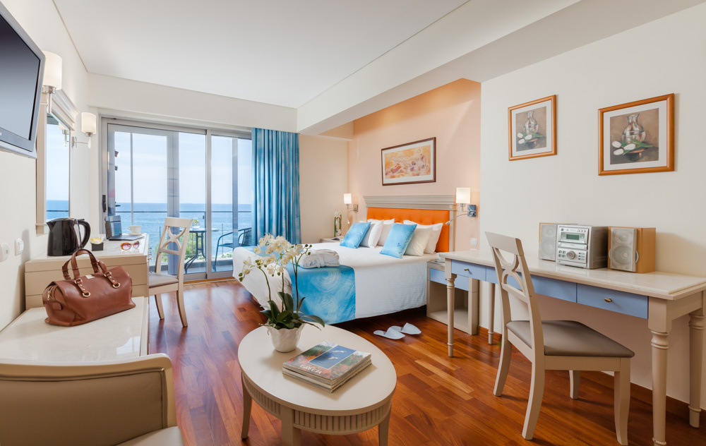 Tropical Hotel - Chambres