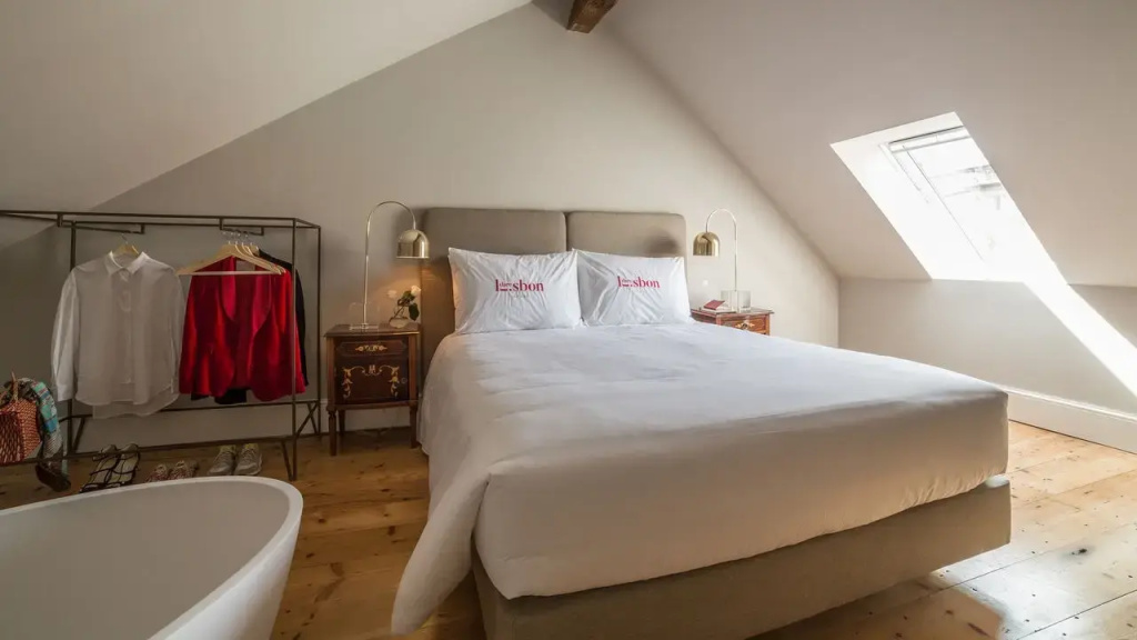 Superior Loft