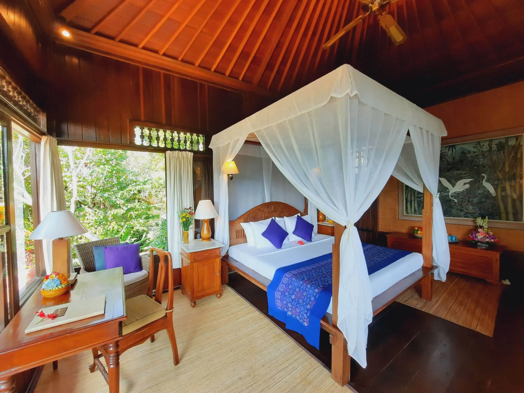 Deluxe Garden Double Suite (full double bed)