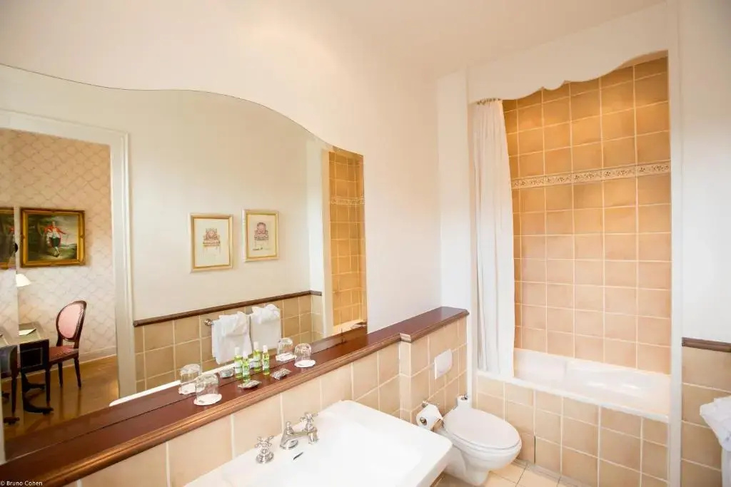 Hotel Chateau De La Tour - Chambres