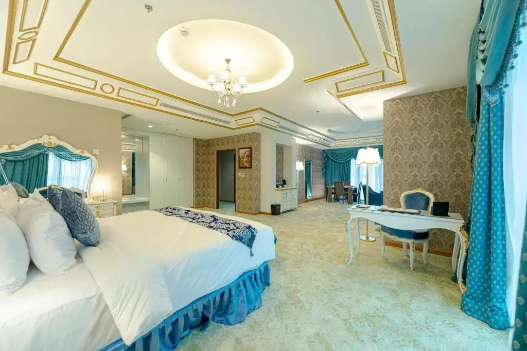 WA Club Suite