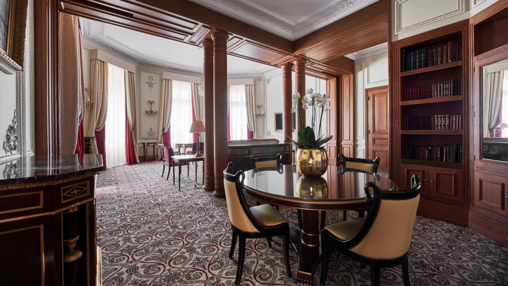 Hôtel du Palais - Général