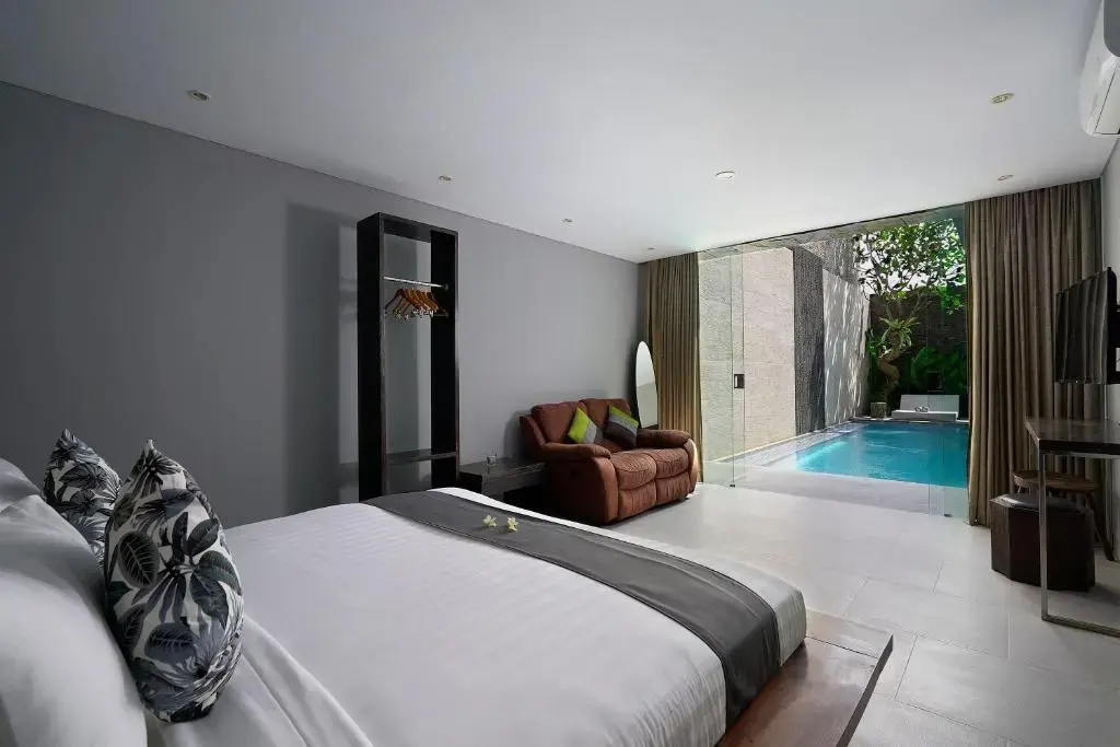 3 Bedrooms Deluxe Suite Villa with Private Pool