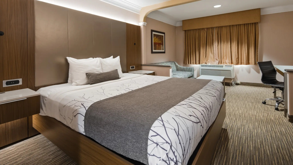 Best Western Plus Suites Hotel - LAX  Airport LA Stadium — фото