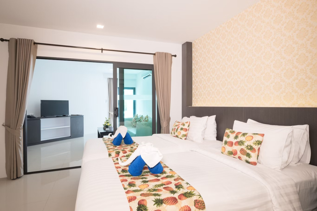 Patong Bay Hill Resort - Chambres
