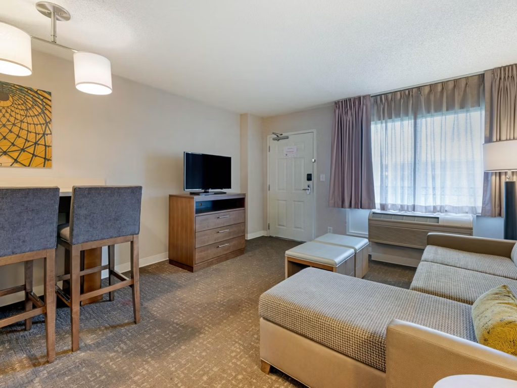 Staybridge Suites Orlando Royale Parc Suites by IHG - Chambres