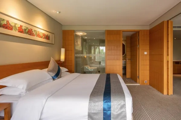 Gotel Double Suite (full double bed)