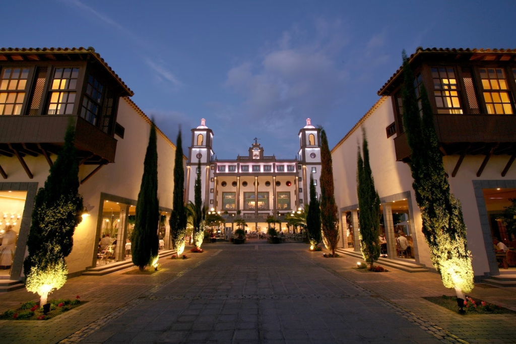 Lopesan Villa del Conde Resort and Thalasso Hotel