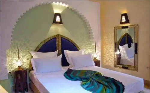 Standard Double Suite (full double bed)