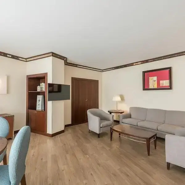Sesimbra Oceanfront Hotel - Chambres