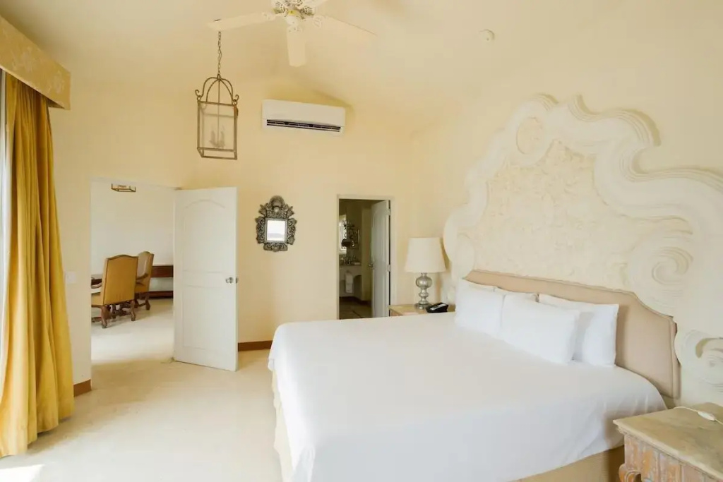 Governor Double Suite (full double bed)