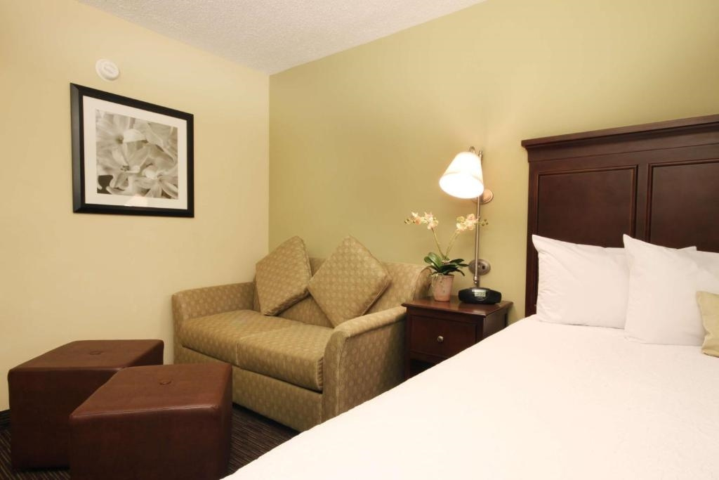 Study Double room (full double bed)