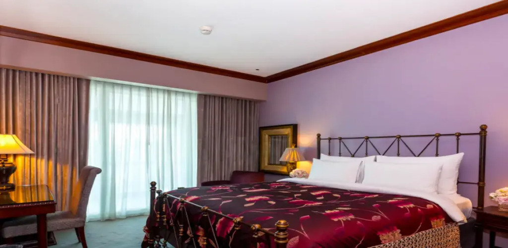Flora Creek Deluxe Hotel Apartments