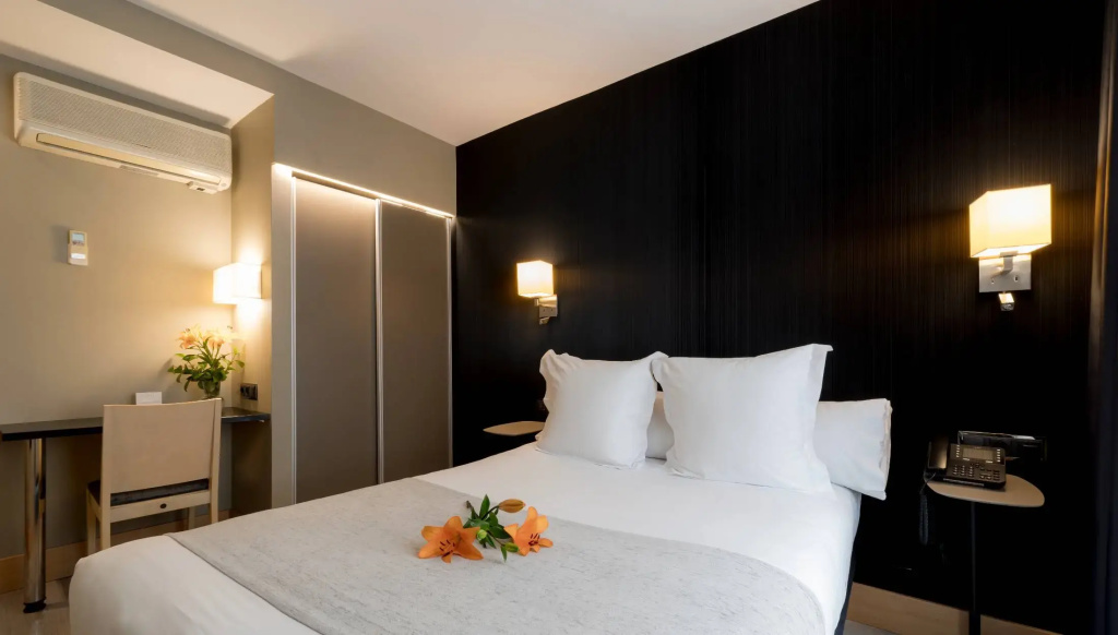 Hotel Plaza Coruña - Chambres