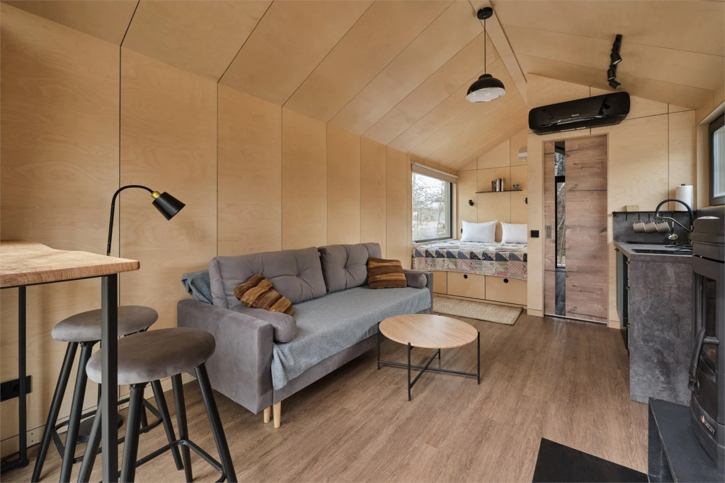 Двухместная Хижина № 2 двуспальная кровать в Сарай Сараев