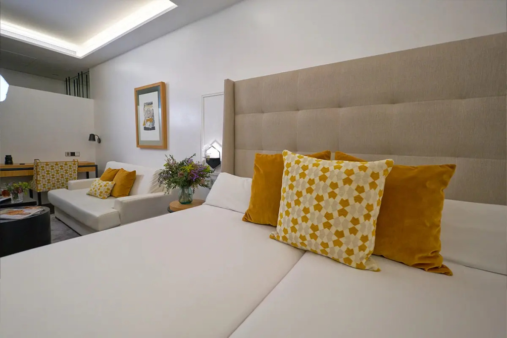 Double Junior Suite (twin beds)